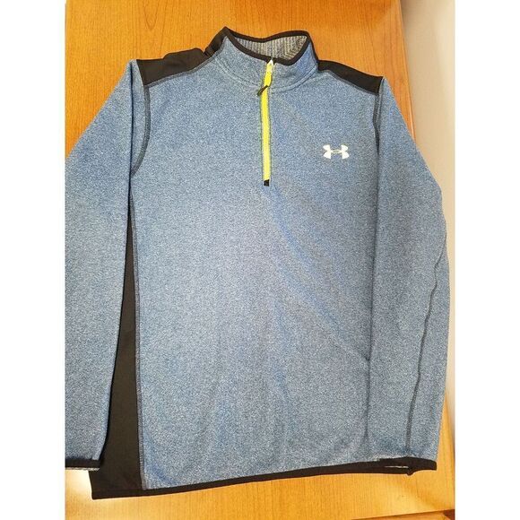 Under Armour Medium loose, 1/4 zip pullover cold gear - Picture 1 of 7